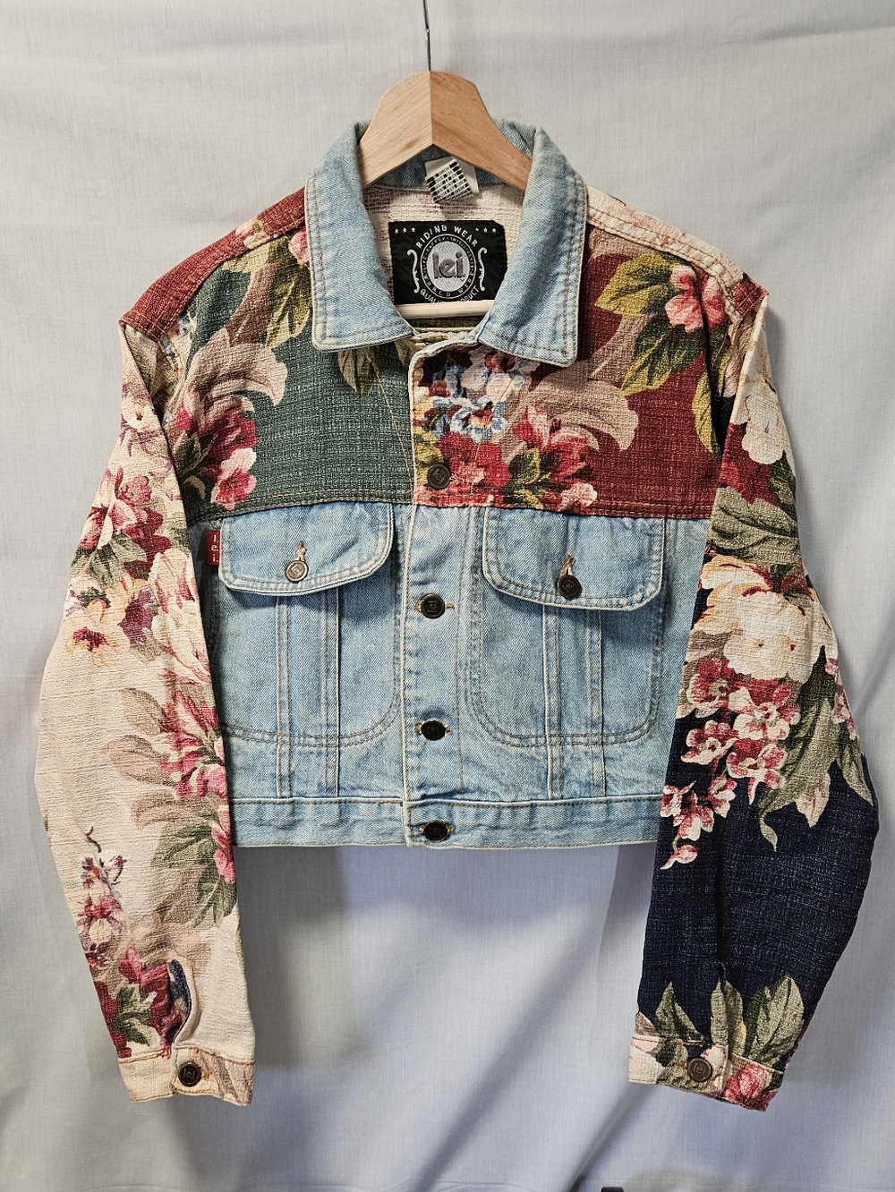Vintage l.e.i Floral Patchwork Cropped Denim Jacket - Multicolor sz S